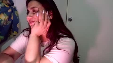 Snapshot of loverfairy chatting on 14, 5, 2026 LoverFairy online show from 14, 5, 2026