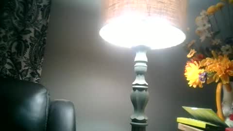 loves_pimk_snapper online show from 2, 3, 2025