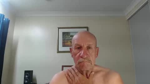 Snapshot of lovesblackazz chatting on 5, 5, 2026 Lovesblackazz online show from 5, 5, 2026