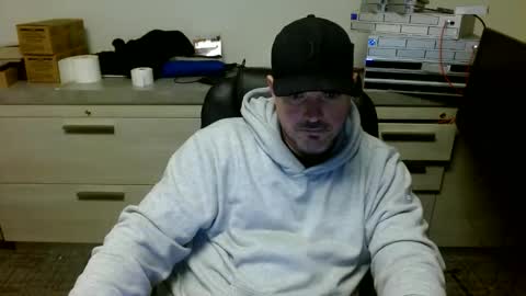 Snapshot of lovetofps chatting on 26, 5, 2026 Love2Game online show from 26, 5, 2026