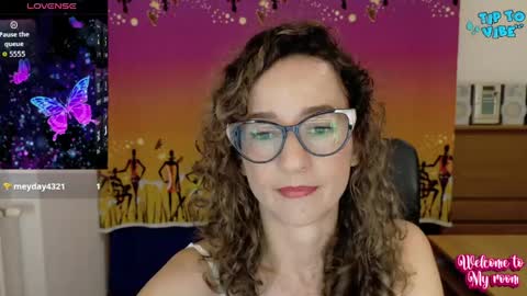 Snapshot of loving__lily chatting on 17, 4, 2026 loving online show from 17, 4, 2026