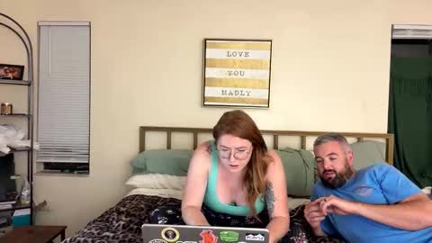 Red Hot Couple online show from 2, 11, 2025