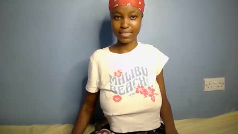 lovly_lastborn online show from 26, 2, 2026