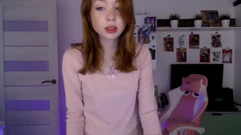 Snapshot of lower_angel chatting on 21, 12, 2024 Loly online show from 21, 12, 2024