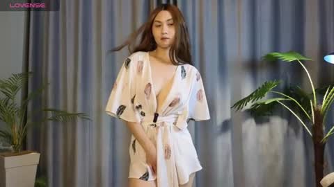 lowkeywild_ online show from 19, 6, 2026