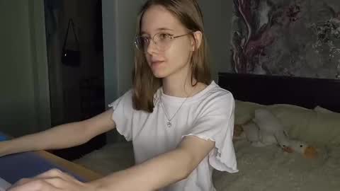 Karmell online show from 10, 3, 2025