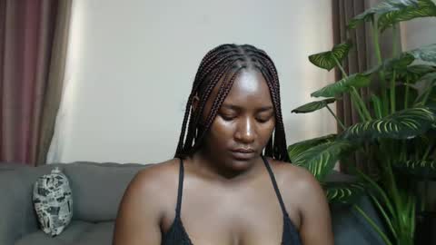 Snapshot of loyalcutie chatting on 13, 1, 2025 loyalcutie online show from 13, 1, 2025