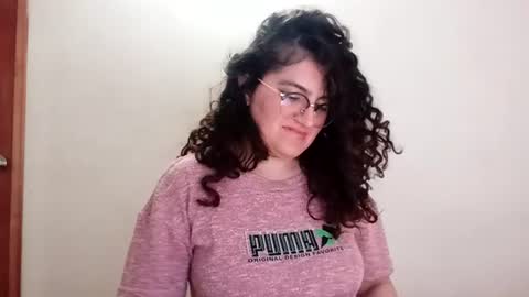 Snapshot of luana363 chatting on 19, 7, 2026 luana363 online show from 19, 7, 2026