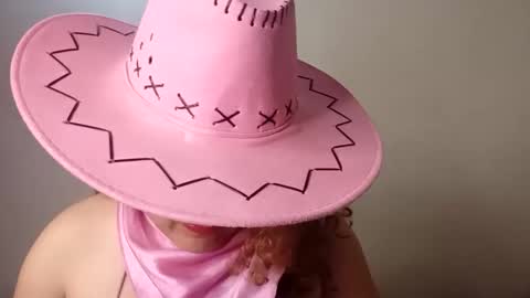 Snapshot of luanapowerful chatting on 18, 9, 2025 luanapowerful online show from 18, 9, 2025