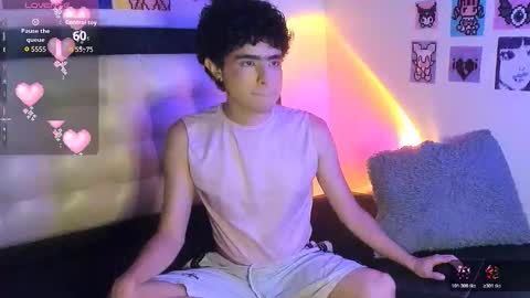 Snapshot of luanrush_ chatting on 5, 2, 2026 LuanRush online show from 5, 2, 2026