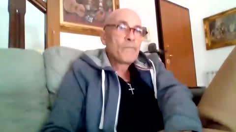 luca105 online show from 16, 1, 2025