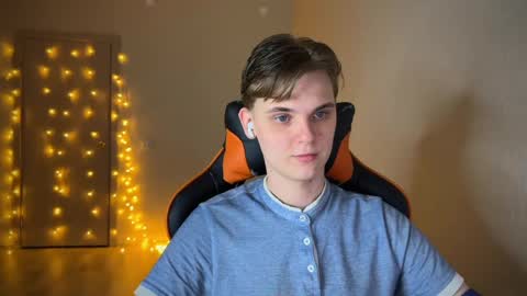 Snapshot of lucas_dany chatting on 28, 1, 2025 Lucas Gill online show from 28, 1, 2025