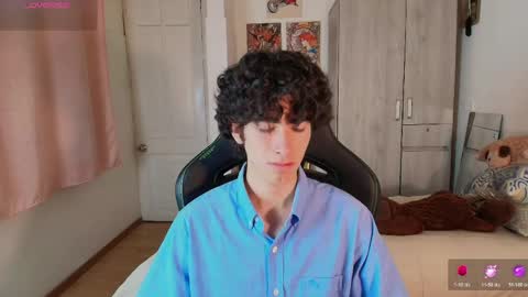 Snapshot of lucas_xo chatting on 23, 4, 2026 lucas_xo online show from 23, 4, 2026