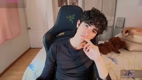 Snapshot of lucas_xo chatting on 30, 5, 2026 lucas_xo online show from 30, 5, 2026