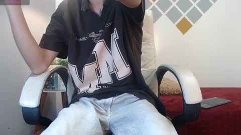 LucassSmith11 online show from 18, 3, 2026