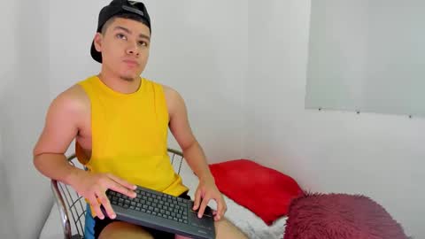 LUCAS TORREZ online show from 6, 2, 2026