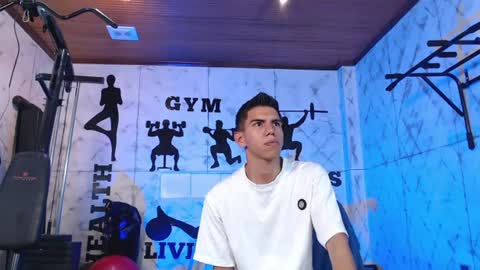 Snapshot of lucca_moreti chatting on 5, 7, 2026 Lucca Moreti online show from 5, 7, 2026