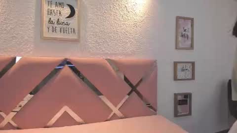 Snapshot of luccy21_ chatting on 9, 8, 2026 lucy online show from 9, 8, 2026