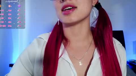 Snapshot of luccycollins_ chatting on 2, 6, 2026 Luccy online show from 2, 6, 2026