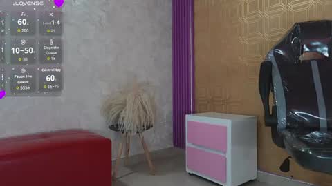 Snapshot of lucia_oregon chatting on 19, 7, 2026 L U C I A online show from 19, 7, 2026