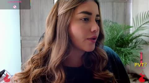 Snapshot of lucia_star_ chatting on 2, 2, 2026 lucia star online show from 2, 2, 2026