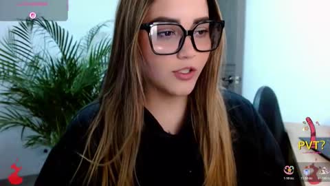 Snapshot of lucia_star_ chatting on 14, 3, 2026 lucia star online show from 14, 3, 2026