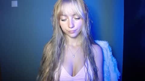 Lucy online show from 22, 9, 2025