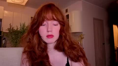 Snapshot of luciacoy chatting on 8, 8, 2026 Lucia online show from 8, 8, 2026