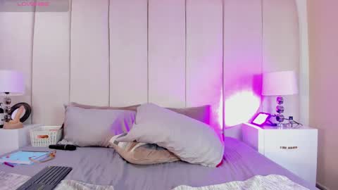 Lisseth  online show from 26, 1, 2025