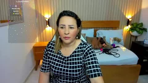 Snapshot of luciana_ballesteros chatting on 23, 4, 2026 Luciana online show from 23, 4, 2026