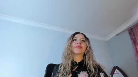 Luciana Evans online show from 27, 2, 2026