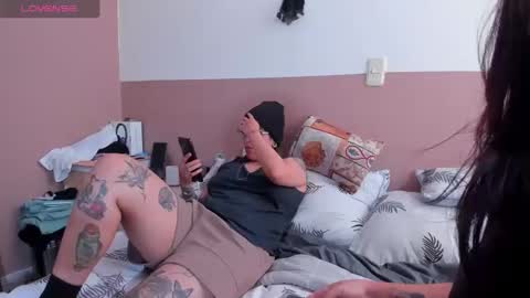 Snapshot of lucianacapisce chatting on 20, 10, 2025 Dani 3 online show from 20, 10, 2025