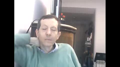 Snapshot of lucianoaxel chatting on 8, 6, 2026 Luciano online show from 8, 6, 2026