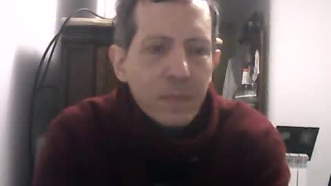 Snapshot of lucianoaxel chatting on 6, 7, 2026 Luciano online show from 6, 7, 2026