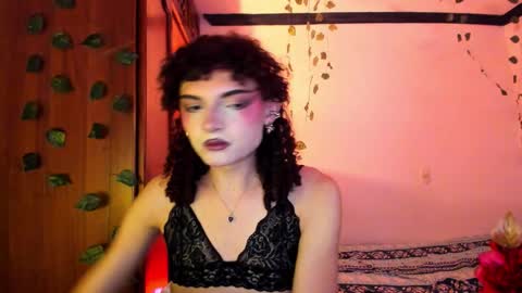 Lucy or Lucian 3 Come to my social Links3   online show from 17, 12, 2025