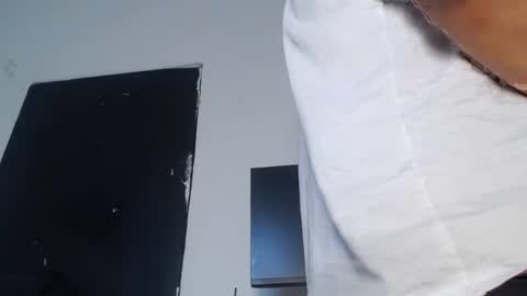 lucianluciano online show from 13, 7, 2026