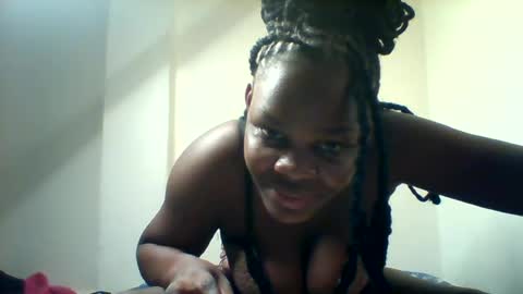 Snapshot of luciaresa chatting on 8, 7, 2026 luciaresa online show from 8, 7, 2026