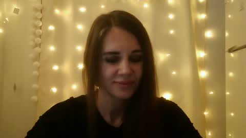 LucieMack online show from 10, 2, 2026