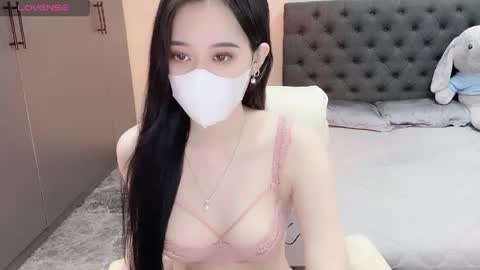 Snapshot of lucii04 chatting on 18, 5, 2026 lucii04 online show from 18, 5, 2026