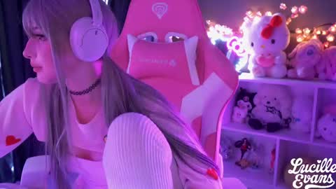 Lucy UwU online show from 30, 4, 2026