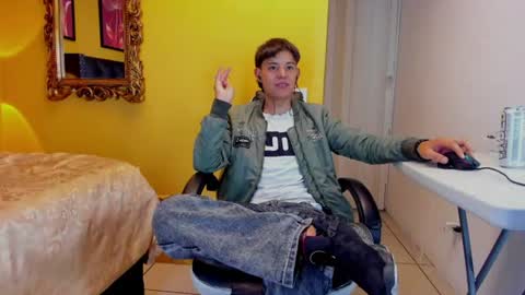 Snapshot of luckk_ chatting on 8, 6, 2026 luckk_ online show from 8, 6, 2026