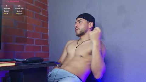 Snapshot of lucky_blessed chatting on 6, 5, 2026 lucky_blessed online show from 6, 5, 2026