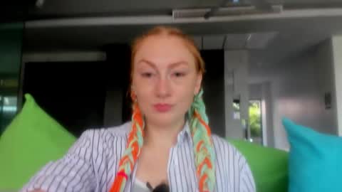 lucky_licky20 online show from 11, 10, 2025
