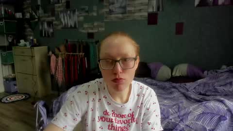 lucky_licky20 online show from 20, 4, 2026