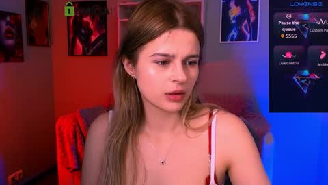 Snapshot of luckybabymeow chatting on 18, 5, 2026 Mila Sweetheart online show from 18, 5, 2026