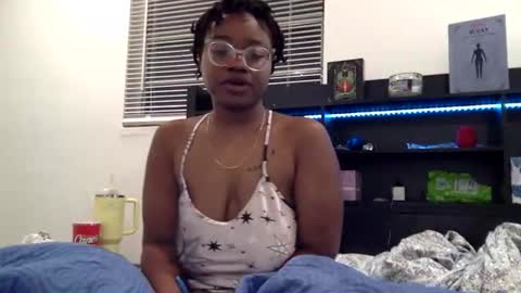 Snapshot of luckyclover4444 chatting on 29, 5, 2026 luckyclover4444 online show from 29, 5, 2026