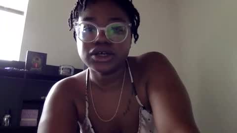 Snapshot of luckyclover4444 chatting on 30, 5, 2026 luckyclover4444 online show from 30, 5, 2026