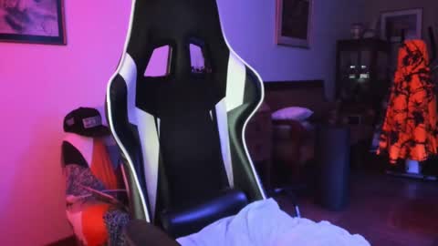 Snapshot of luckydrakex chatting on 21, 12, 2024 Lucky online show from 21, 12, 2024