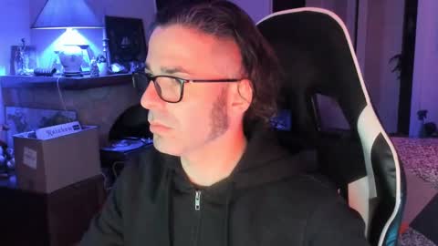 Snapshot of luckydrakex chatting on 1, 3, 2025 Lucky online show from 1, 3, 2025