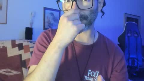 Snapshot of luckydrakex chatting on 18, 9, 2025 Lucky online show from 18, 9, 2025